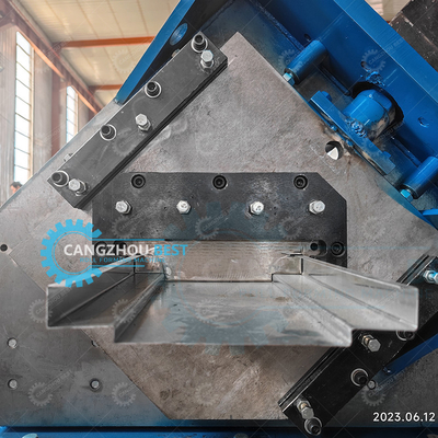 Stalen lasmachine voor het maken van de deurraam, PLC-besturing 10 m/min