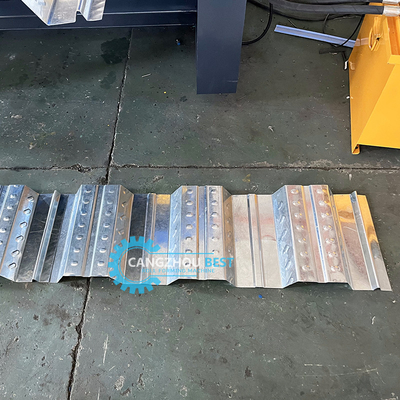 Gegalvaniseerde staal zware werkstukken Irak Decking Floor Roll Forming Machine Manufacturer