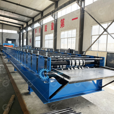 Gegalvaniseerde flying cutter non stop 20m/min Decking Floor Steel Sheet Roll Forming Machine