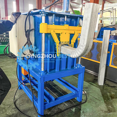 Kleurstaal vierkantbuisvormmachine voor het snijden van rolvorming met elleboogmachine