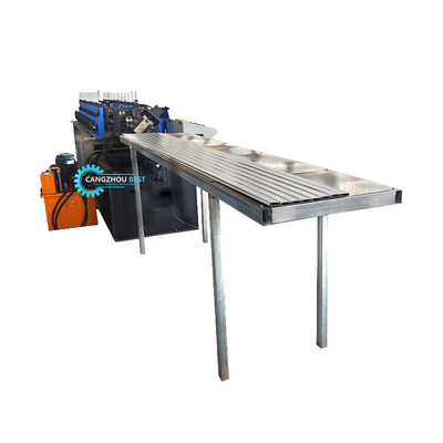 Hydraulisch snijden en doorsteken van hoofdkanaal rollen vormen machine