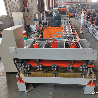 Professionele gebouw daktegel rollen vormmachine voor de productie van stalen dakwandplaat