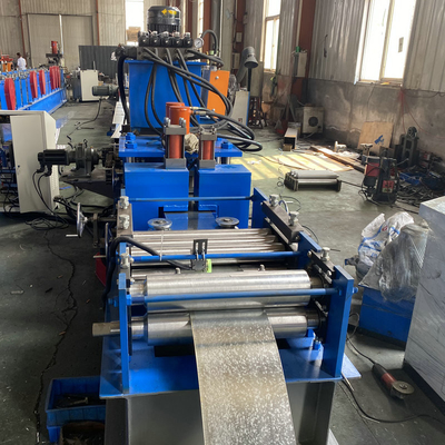 0.8-1.2 mm zelfvergrendelende dubbele kop deurraam rolvormende machine