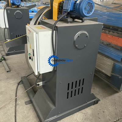 PLC-gecontroleerde geperforeerde tuin hek rollen vormen machine met aanpasbaar ontwerp
