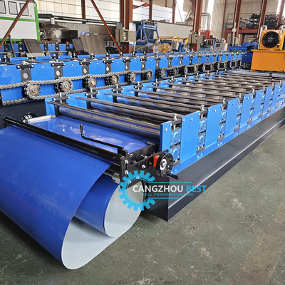 Kleurstaal PLC-besturing Hydraulisch drukken en snijden Zee Roof Tile Roll Forming Machine