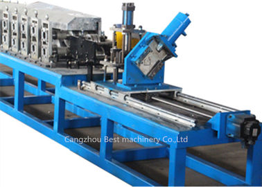 Stut- en spoorrolvormmachine PLC-besturing Vliegzaag snijtype
