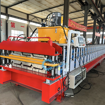 Automatische werking van de stalen dakplaat voor vloeiende productie