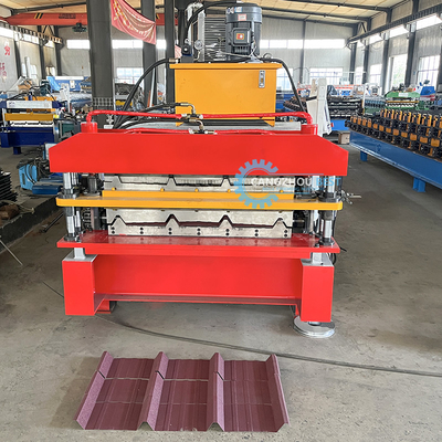 Automatische werking van de stalen dakplaat voor vloeiende productie