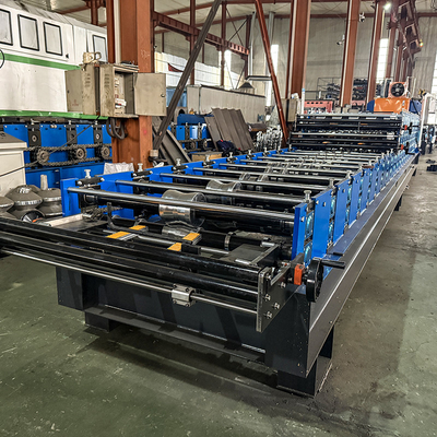 0.25-0.6mm Dikte Drie-laag rolvormende machine 5.5Kw hoofdmotor vermogen