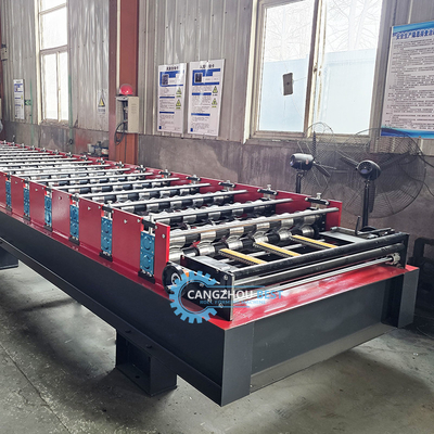 Automatisch snijden Hydraulisch type kleurstaal IBR dakplaat rollen vormen machine