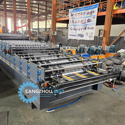 Kleurstaal PLC-besturing Driefunctie Drievoudige laag Rooing Sheets Profiel Roll Forming Machine