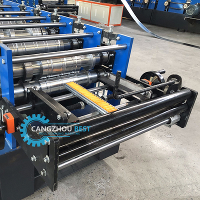 Gegalvaniseerde regengatprofiel rollformer met PLC-besturing