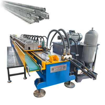 Het hoge snelheids hydraulische ponsen T38X24 hoofdt-net walst het vormen van machine koud