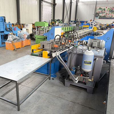 T24X26 Hydraulische kruisvormende machine voor hoogspannings- en hoogspanningsvorming