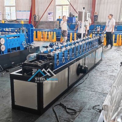 Precisie automatische stalen rolluikdeurproductielijn