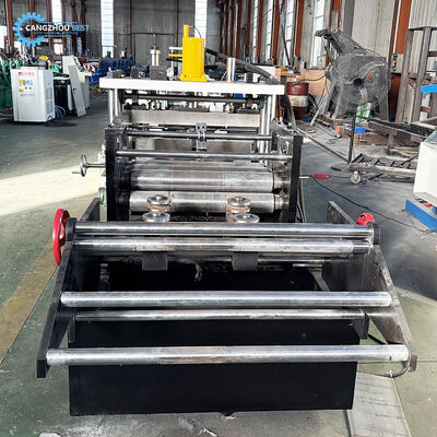 PLC Controle Auto Verandering Grootte 80-300mm C Purlin Broodje Vormmachine