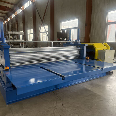 0.12-0.3mm Dun materiaal trommel gegolfde dakplaat rollen vormmachine met PLC-besturingssysteem en 45 # staal rollen