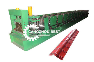 Kleurstaal Staalprofiel Materiaal Dikte 0,25-0,6 mm Staaldak Ridge Cap Roll Forming Machine