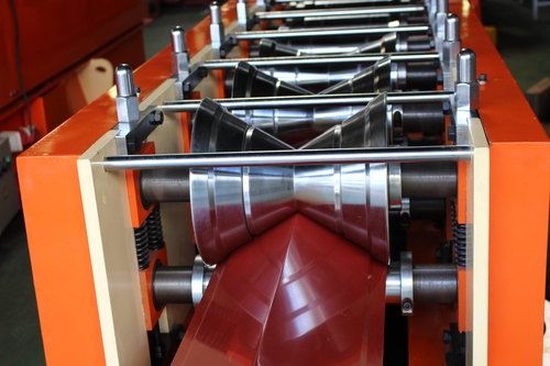 Semi Automatische 3P Ppgi Ridge Cap Roll Forming Machine 0